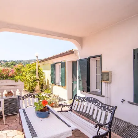 Angelica Bilo Simonetta Apartman Budoni